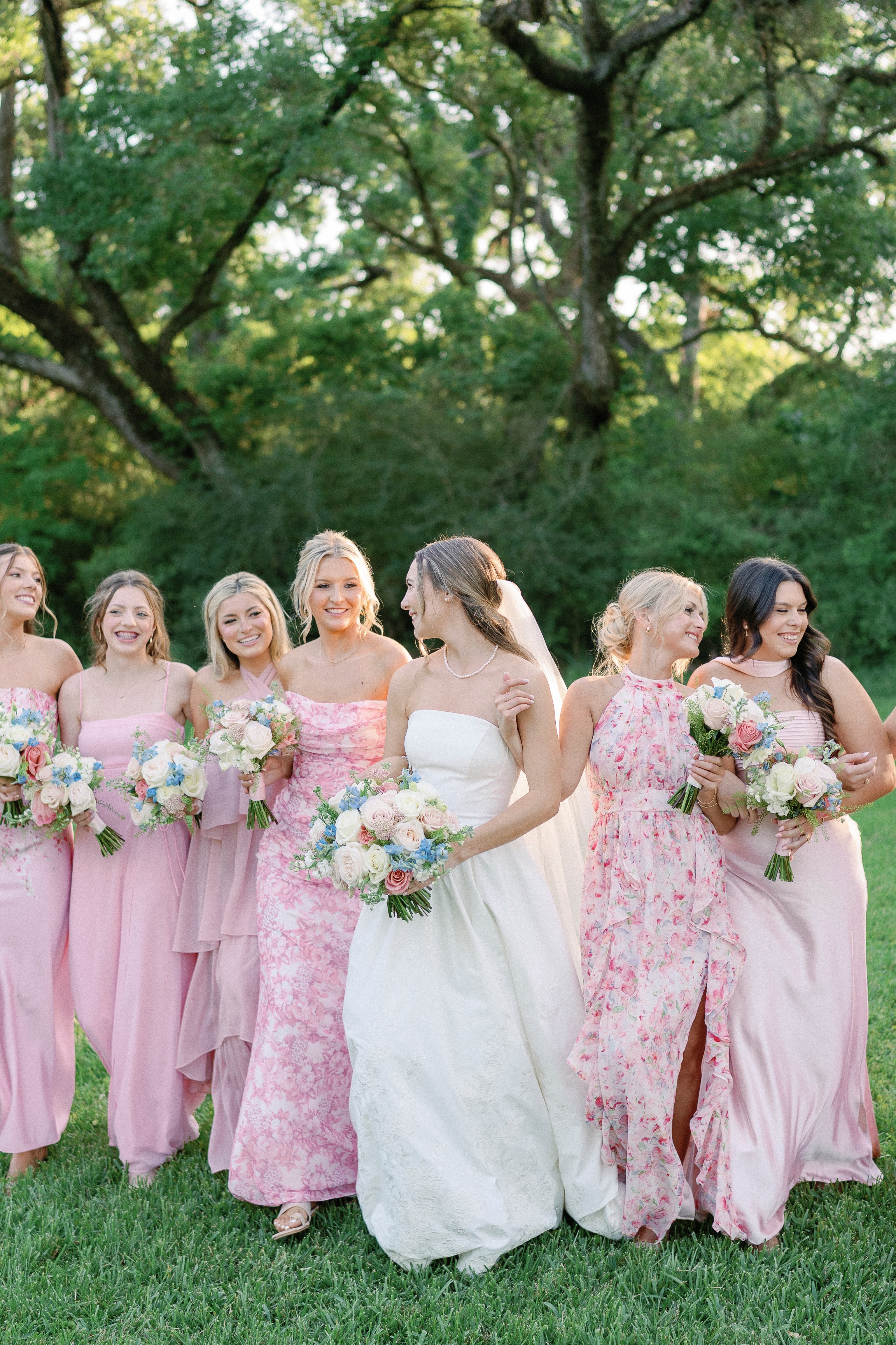 Dallas micro wedding photography cost guide with intimate couple portraits