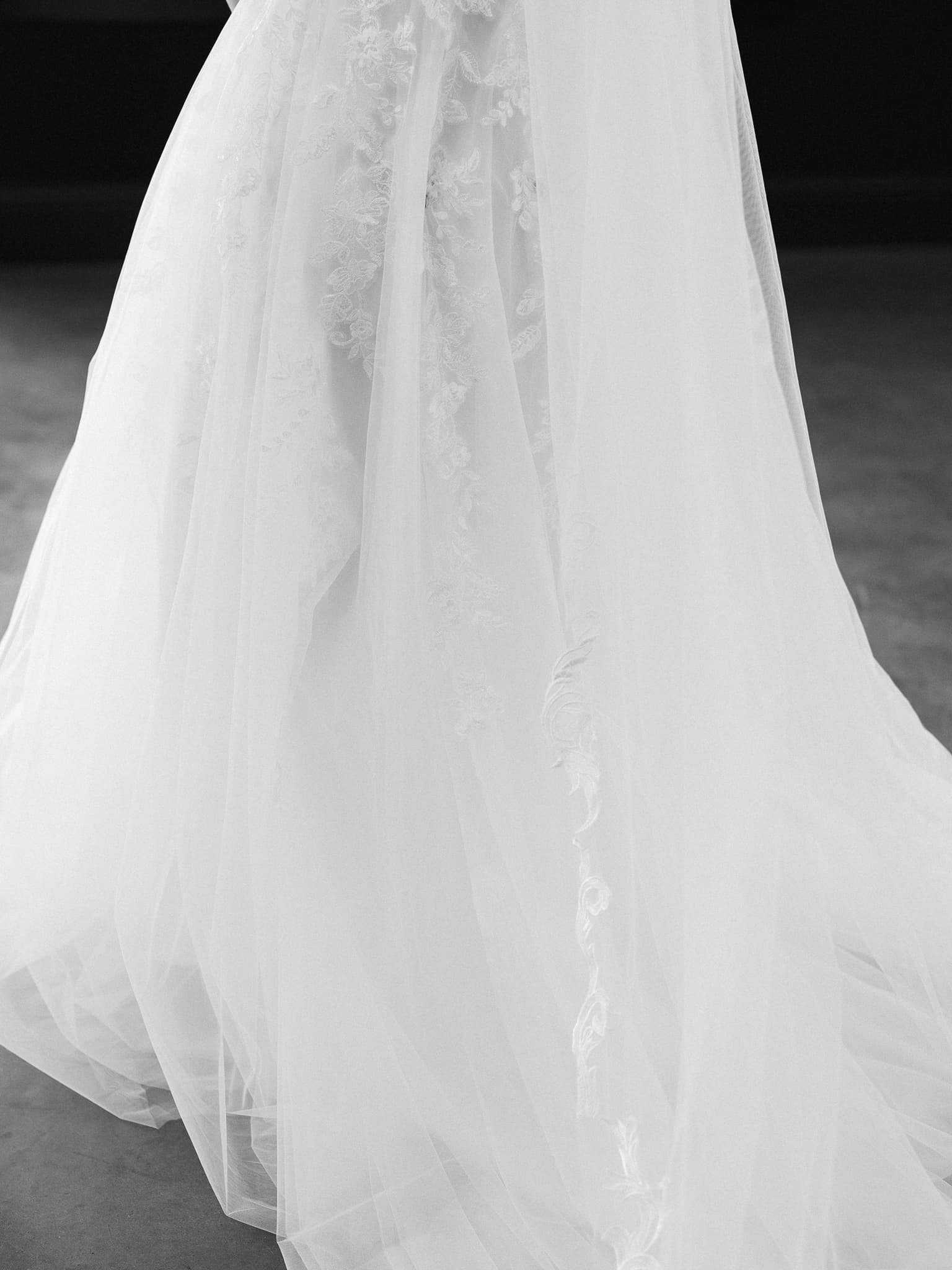 Luxury backyard estate wedding photography in Dallas